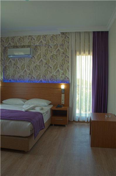 Sirius Mi Çeşme Bilik gambar